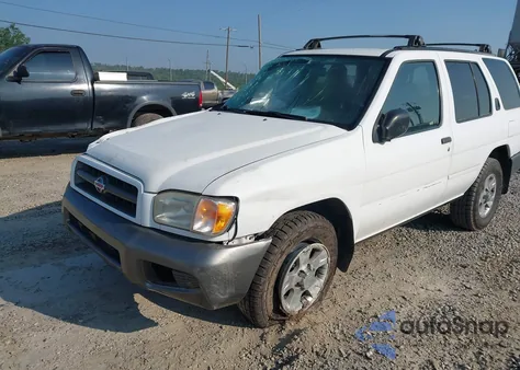 2000 Nissan Pathfinder Le/Se/Xe from USA, damaged, VIN JN8AR07Y4YW417611